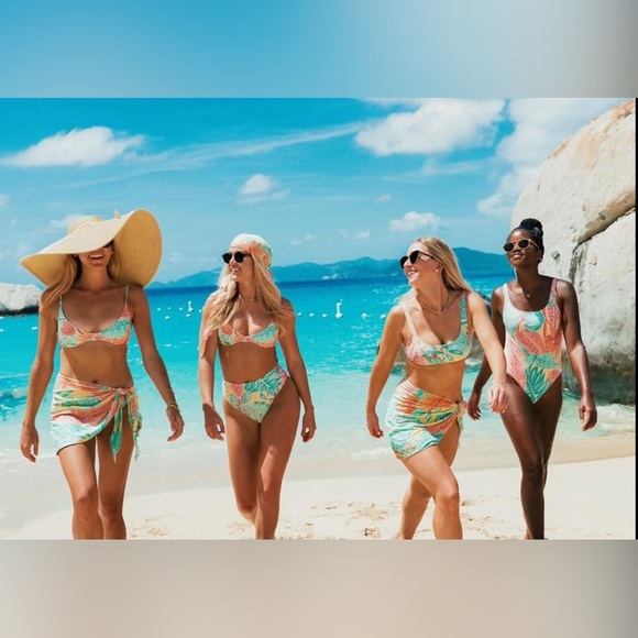 NEW! Kenny Flowers The Tortola Underwire Bikini Top Tropical SZ M - Picture 10 of 16